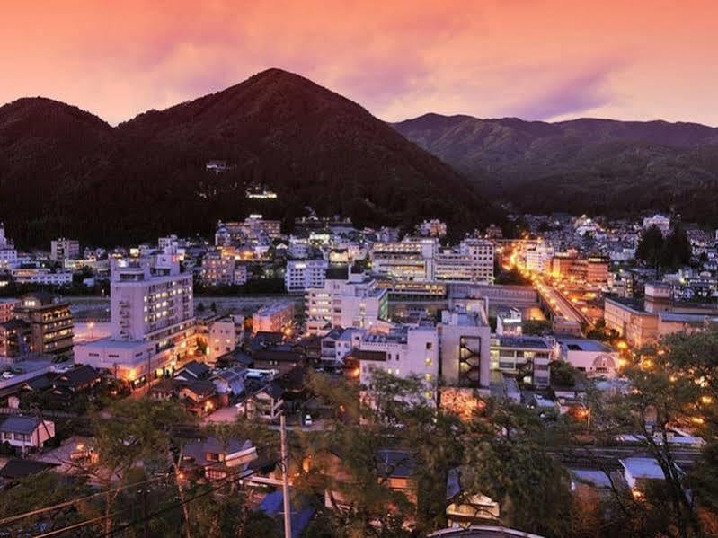 Hotel Minoriso Gero Zewnętrze zdjęcie